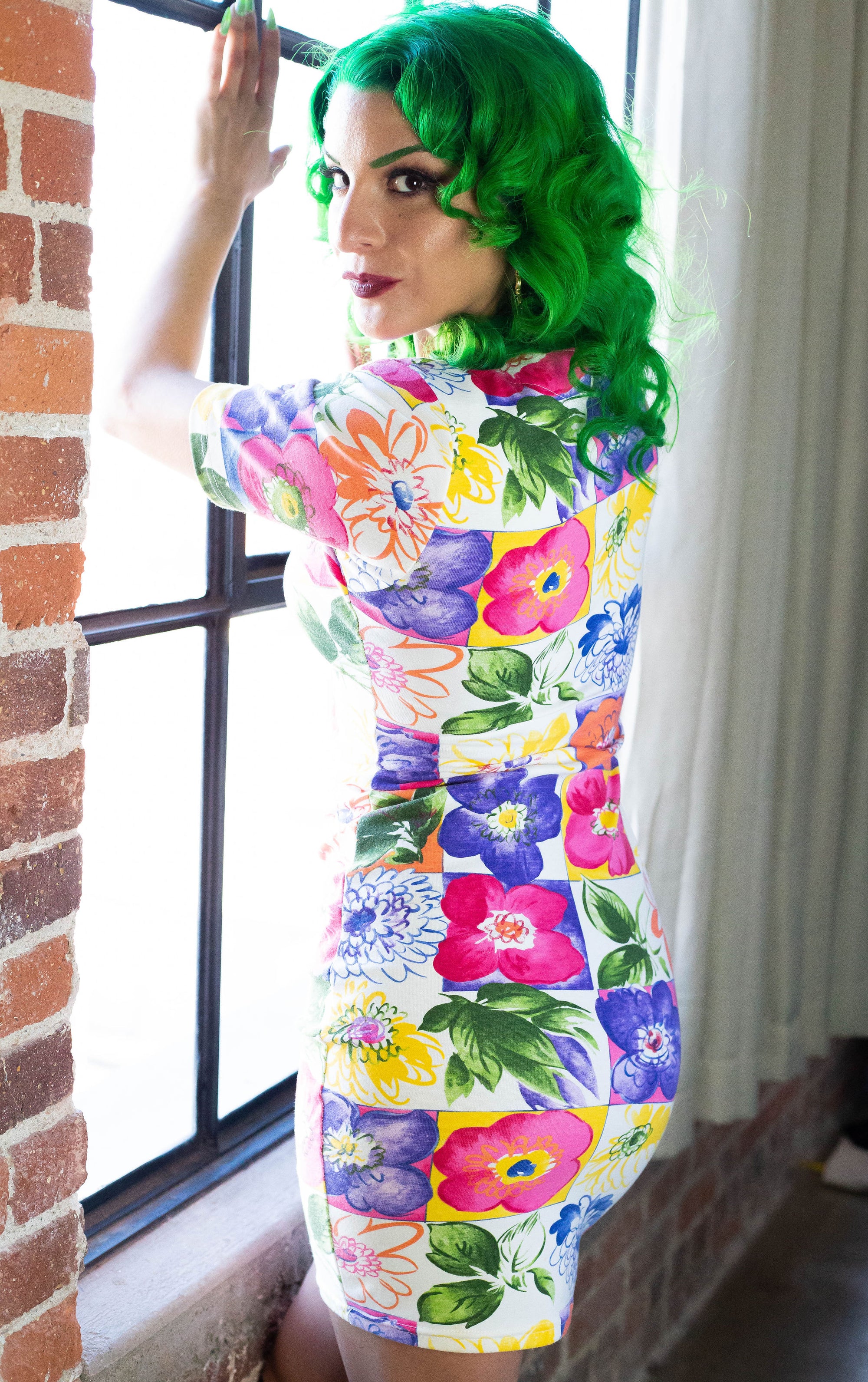 90's Express Bodycon Floral Dress (M)