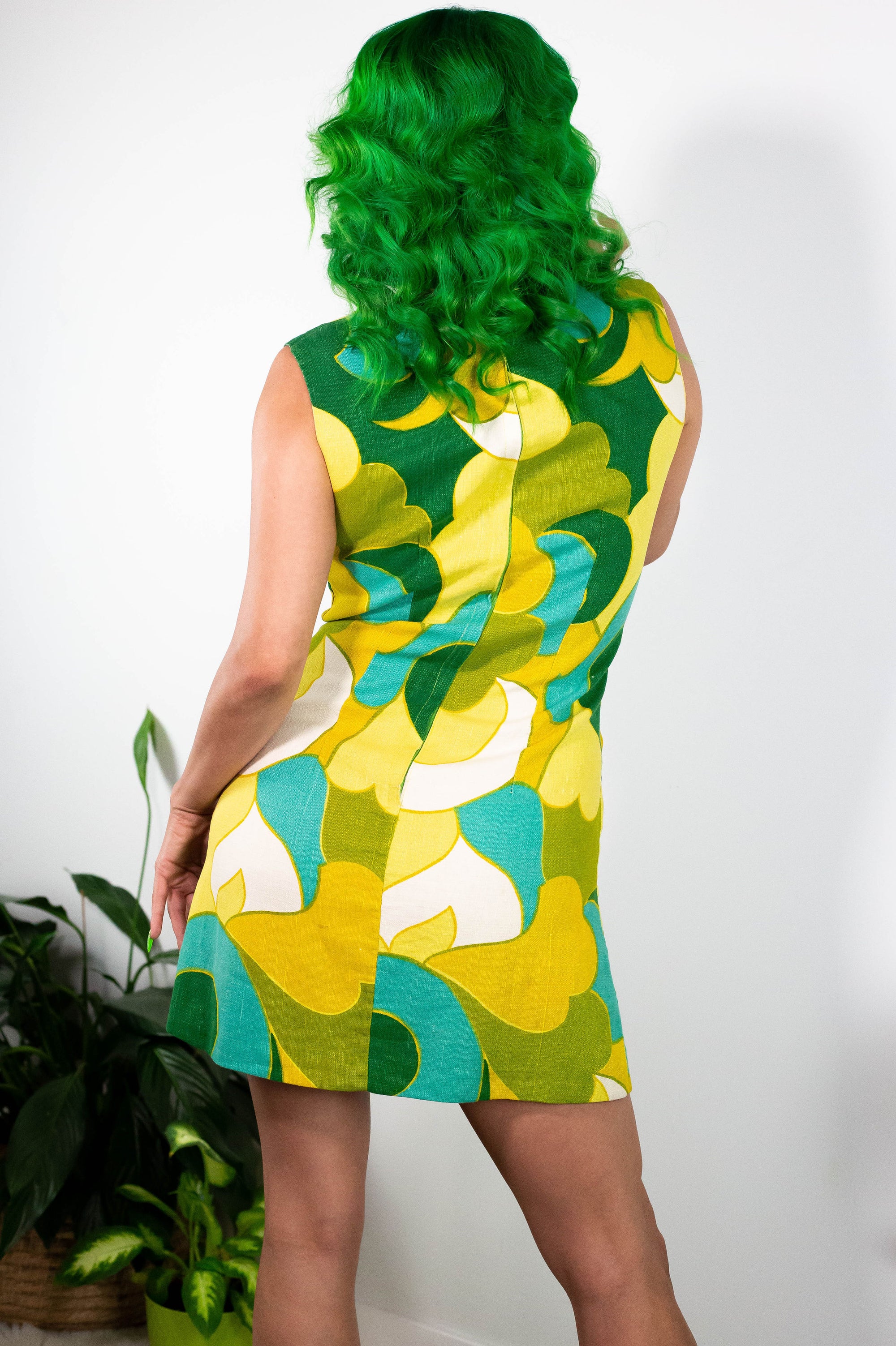 60's Handmade Psychedelic Shift Dress (S-M) - Aire Antigua 60's Handmade Psychedelic Shift Dress (S-M) - Aire Antigua